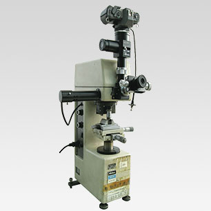 Vickers Hardness Tester